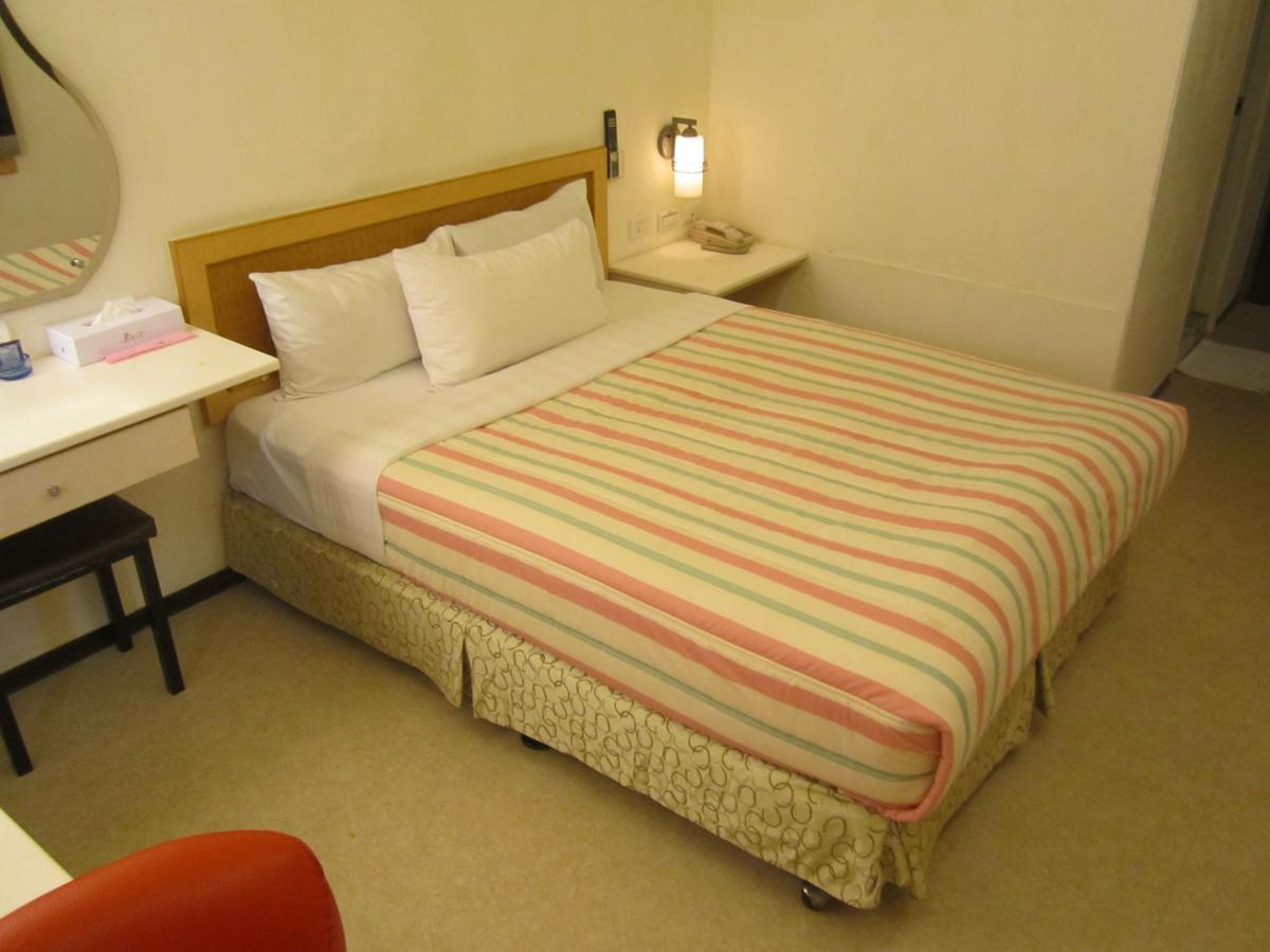 Goshen Hotel Kaohsiung Extérieur photo