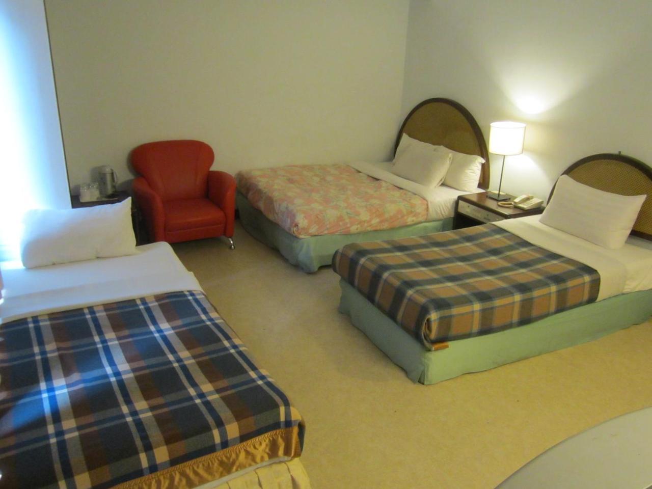 Goshen Hotel Kaohsiung Extérieur photo