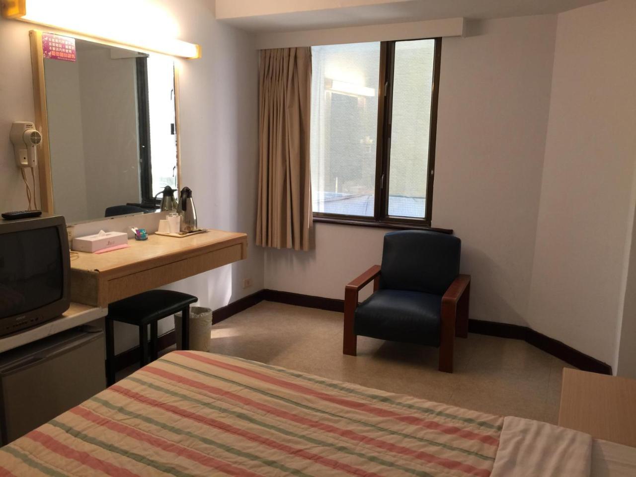 Goshen Hotel Kaohsiung Extérieur photo